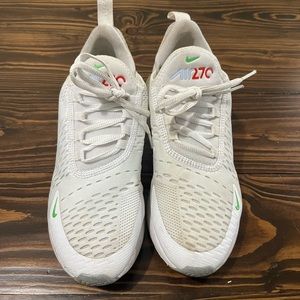 Nike 270